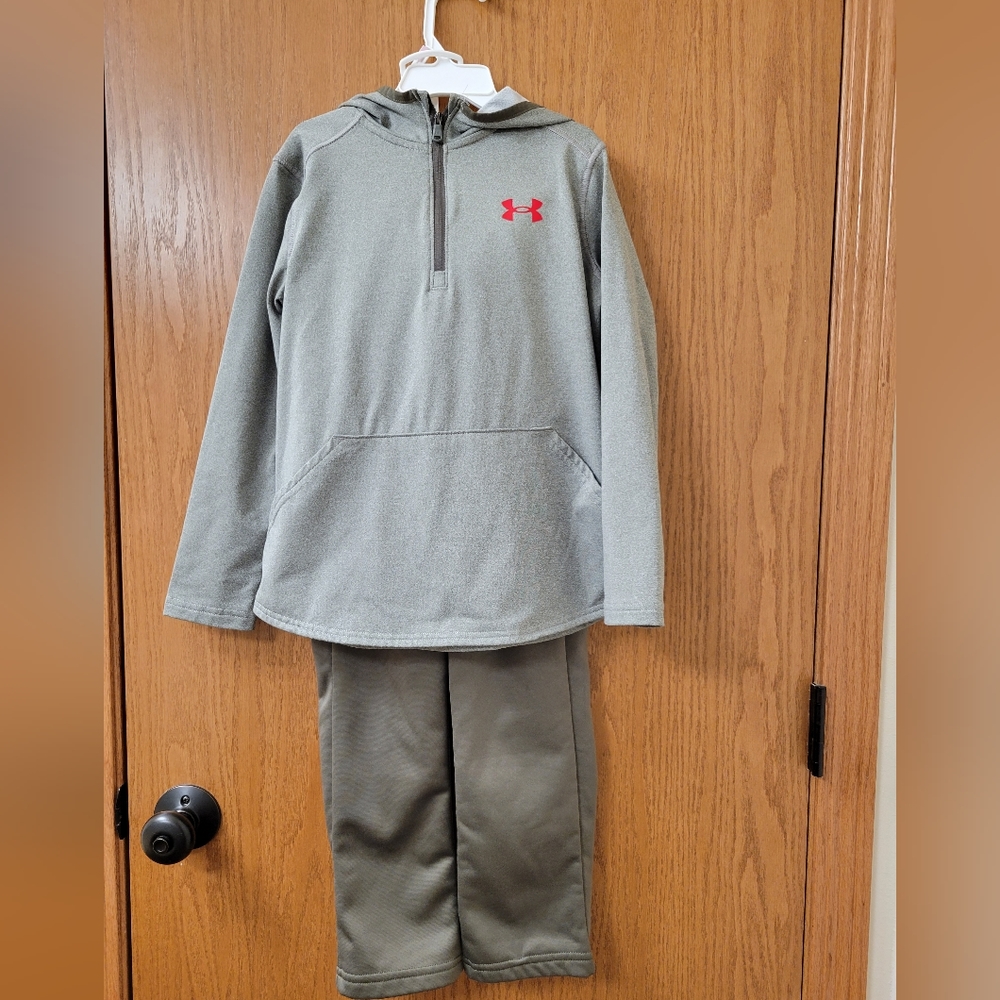 Boys under armour set size 7
